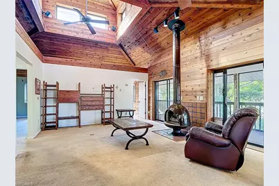 1071 Schooner Ln, Moore Haven, FL 33471 - Photo 9