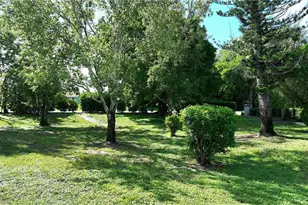 10655 Vanceboro Ct, Lehigh Acres, FL 33936 - Photo 41