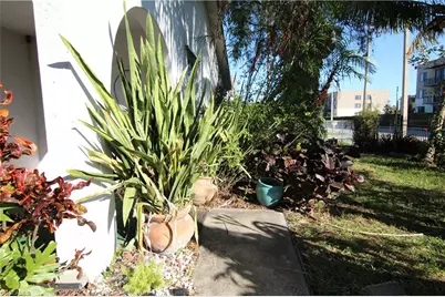 28640 SW 142nd Ave, Homestead, FL 33033 - Photo 3