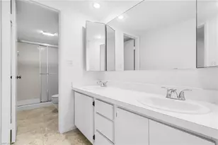 5590 Woodrose Ct, Fort Myers, FL 33907 - Photo 17