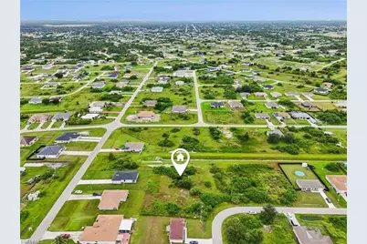 372 Pinafore Ave, Lehigh Acres, FL 33974 - Photo 3