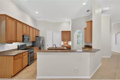 9580 Gladiolus Preserve Cir, Fort Myers, FL 33908 - Photo 11