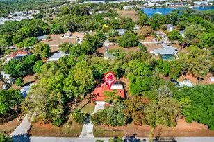 17411 Williamsburg Dr, North Fort Myers, FL 33917 - Photo 5