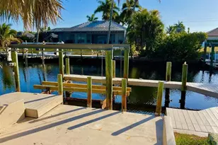 5213 SW 2nd Pl, Cape Coral, FL 33914 - Photo 17