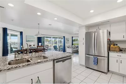 4433 SE 8th Pl, Cape Coral, FL 33904 - Photo 9