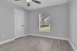 1105 Milwaukee Blvd, Lehigh Acres, FL 33974 - Photo 25