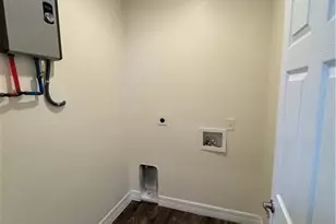 8036 Buttercup Cir, Labelle, FL 33935 - Photo 11