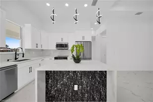 2903 49th St W, Lehigh Acres, FL 33971 - Photo 9