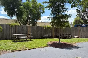 2855 Winkler Ave, Fort Myers, FL 33916 - Photo 23