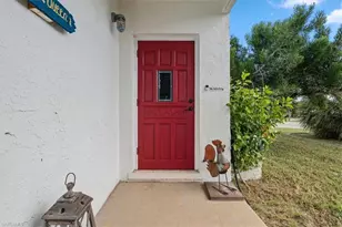 124 Leland St SE, Port Charlotte, FL 33952 - Photo 3