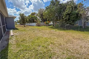 906 SW 9th Ct, Cape Coral, FL 33991 - Photo 27