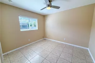 906 SW 9th Ct, Cape Coral, FL 33991 - Photo 23