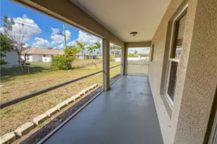 906 SW 9th Ct, Cape Coral, FL 33991 - Photo 25