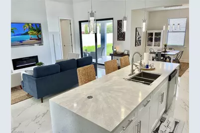 915 SW Embers Ter, Cape Coral, FL 33991 - Photo 13