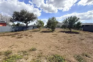 324 NW 3rd Ln, Cape Coral, FL 33993 - Photo 11