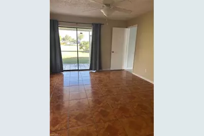 2401 SW 2nd Pl, Cape Coral, FL 33914 - Photo 9