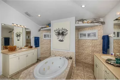 3229 SE 1st Ct, Cape Coral, FL 33904 - Photo 19