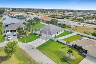 1726 SW 36th Terrace, Cape Coral, FL 33914 - Photo 47