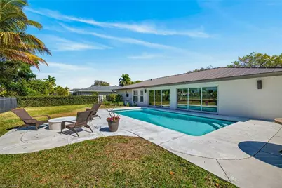 5336 Chippendale Cir W, Fort Myers, FL 33919 - Photo 37