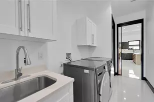 113 SW 37th Ave, Cape Coral, FL 33991 - Photo 15