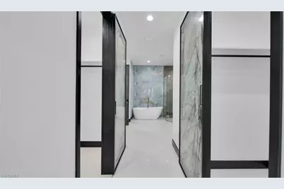 113 SW 37th Ave, Cape Coral, FL 33991 - Photo 19