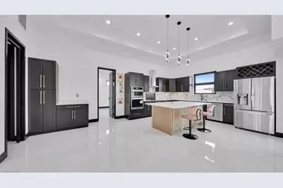 113 SW 37th Ave, Cape Coral, FL 33991 - Photo 9