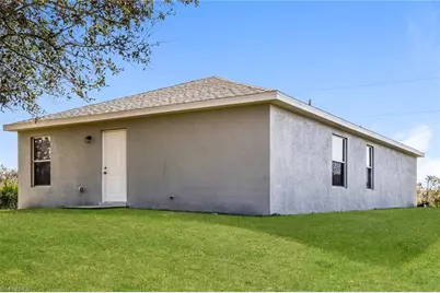 2902 64th St W, Lehigh Acres, FL 33971 - Photo 15