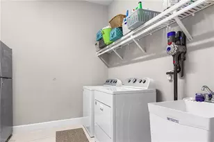 17526 Elkgrove Ln, Estero, FL 33928 - Photo 27