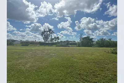 220 SE 29th St, Cape Coral, FL 33904 - Photo 1
