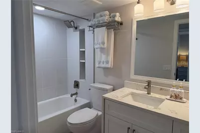 5850 Trailwinds Dr #713, Fort Myers, FL 33907 - Photo 11