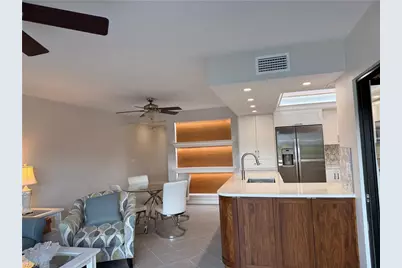 5850 Trailwinds Dr #713, Fort Myers, FL 33907 - Photo 3