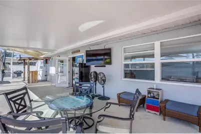 322 SW 28th Ter, Cape Coral, FL 33914 - Photo 15