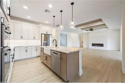 1406 Mohawk Pkwy, Cape Coral, FL 33914 - Photo 19