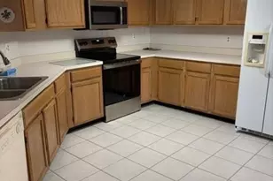 9627 Eaton Gardens Ln, Fort Myers, FL 33919 - Photo 13