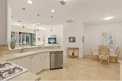 10555 Diamante Way, Fort Myers, FL 33913 - Photo 11