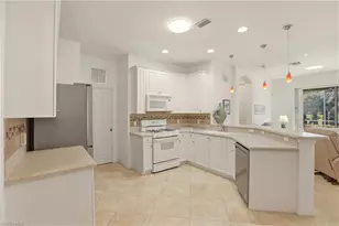 10555 Diamante Way, Fort Myers, FL 33913 - Photo 9