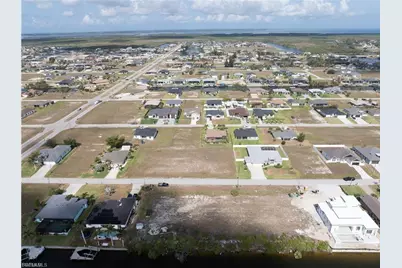 1620 NW 36th Pl, Cape Coral, FL 33993 - Photo 7