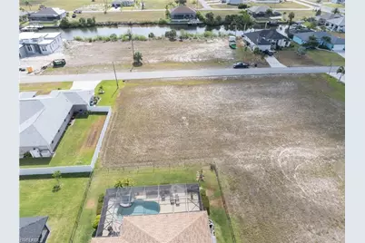 1620 NW 36th Pl, Cape Coral, FL 33993 - Photo 3