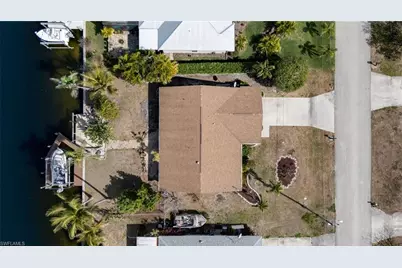 233 SW 42nd Ter, Cape Coral, FL 33914 - Photo 25