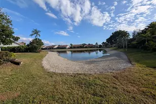 11390 Waterford Village Dr, Fort Myers, FL 33913 - Photo 5