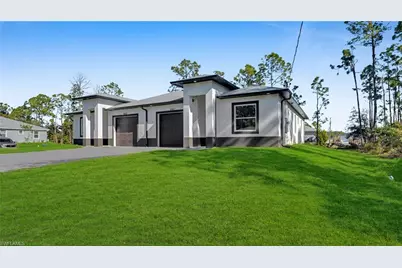 4662 29th St SW, Lehigh Acres, FL 33973 - Photo 3