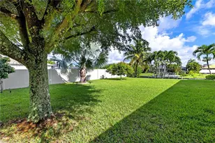 2013 SW 31st Terrace, Cape Coral, FL 33914 - Photo 37