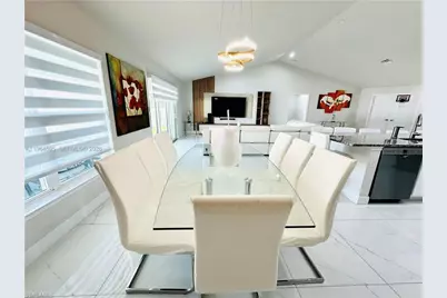 1137 NE 4th Pl, Cape Coral, FL 33909 - Photo 11