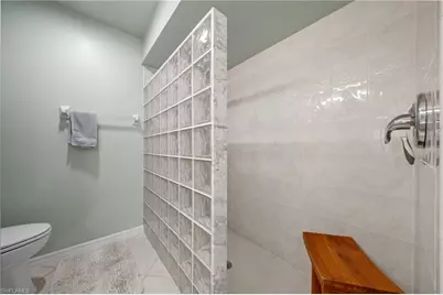 1007 SE 23rd Ave, Cape Coral, FL 33990 - Photo 17