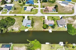 1716 SW 2nd St, Cape Coral, FL 33991 - Photo 3