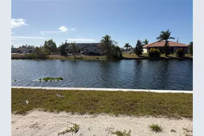 2718 NW 14th Ter, Cape Coral, FL 33993 - Photo 3