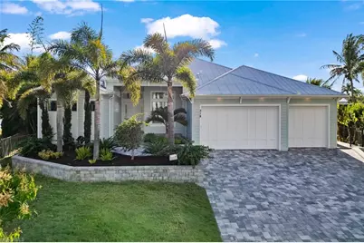 218 Bayshore Dr, Cape Coral, FL 33904 - Photo 7