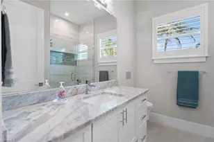 218 Bayshore Dr, Cape Coral, FL 33904 - Photo 35