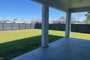 201 NW 3rd Ln, Cape Coral, FL 33993 - Photo 35