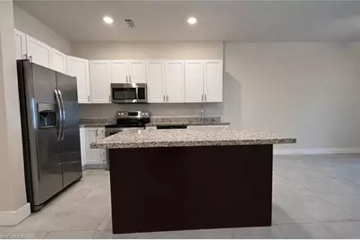 3221 SW 8th Pl #107, Cape Coral, FL 33914 - Photo 5